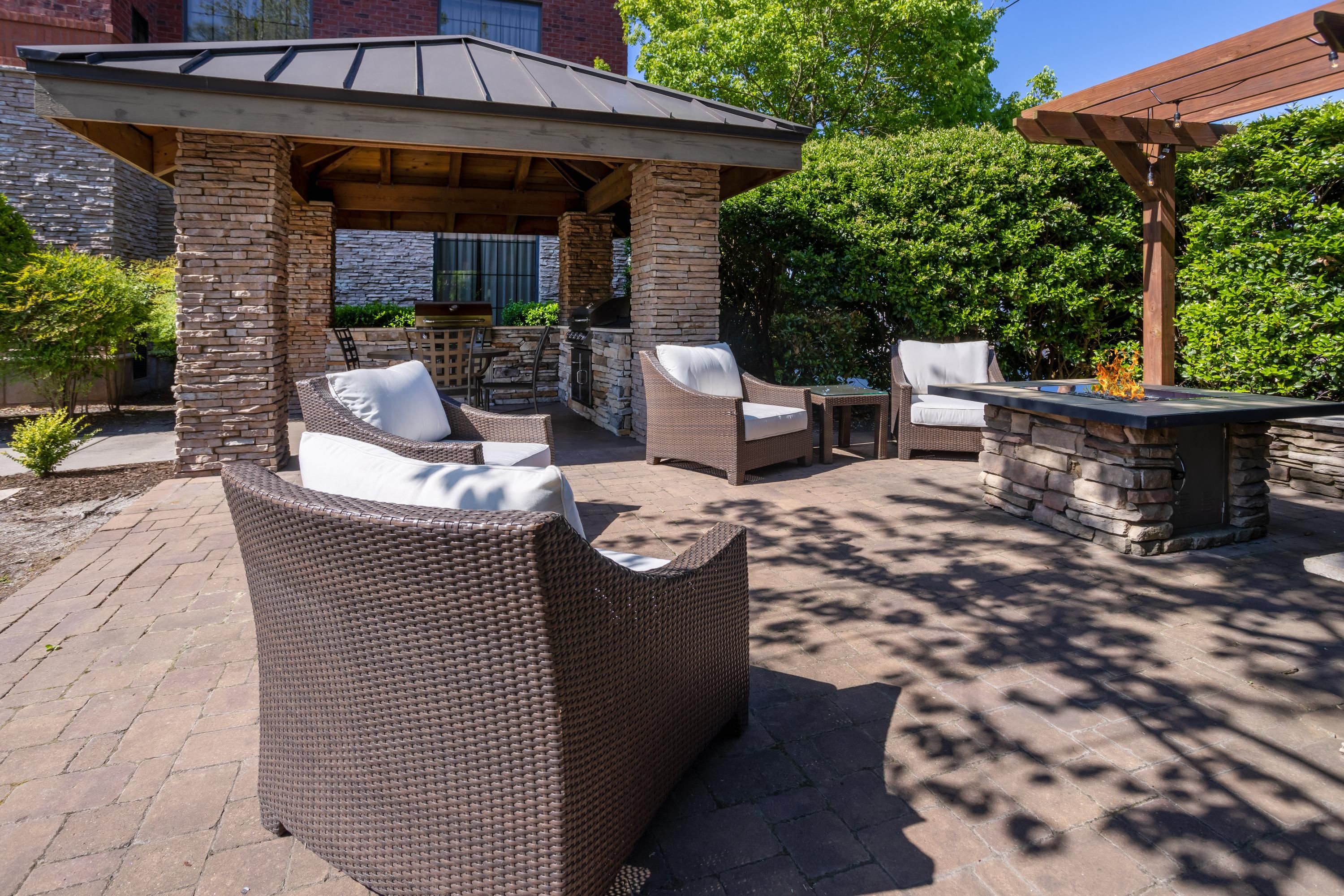 شرفة مرصوفة