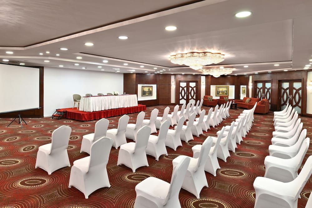 غرفة الاجتماعات