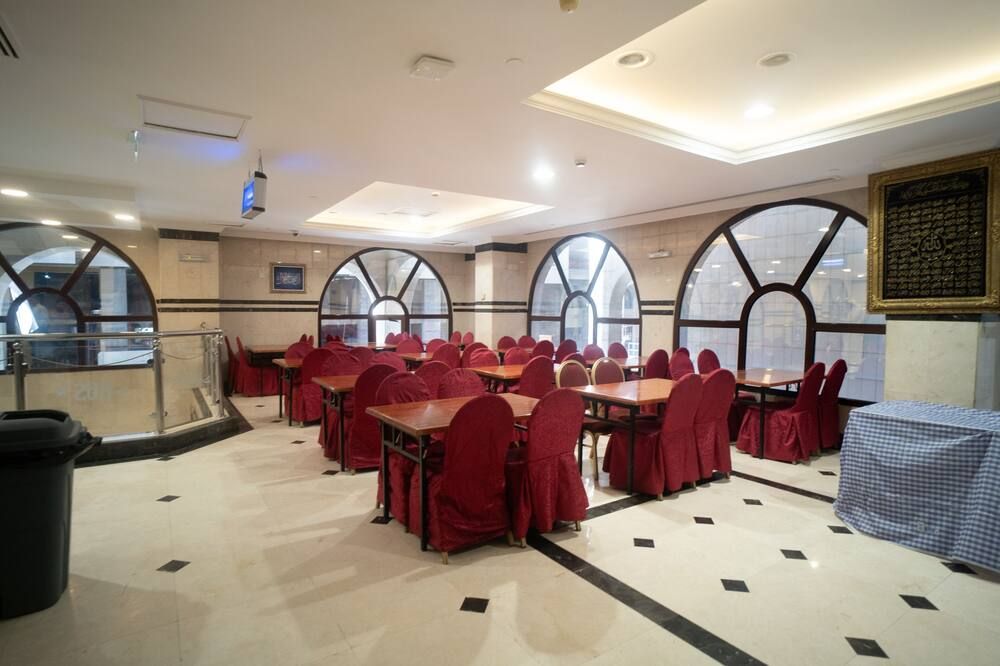 آخر