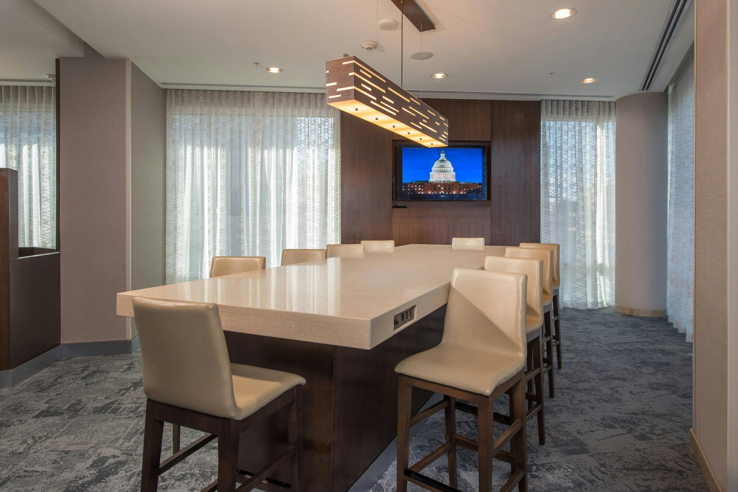 غرفة الاجتماعات