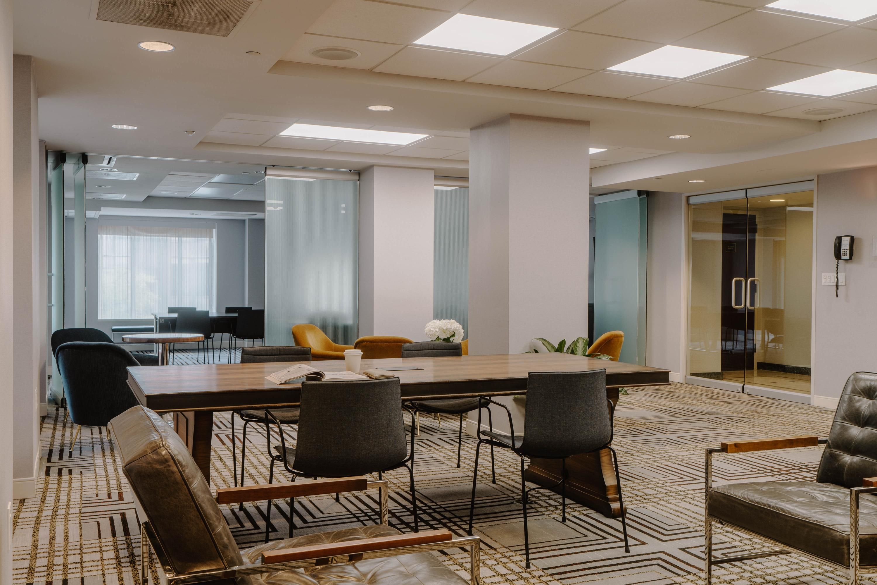 غرفة الاجتماعات