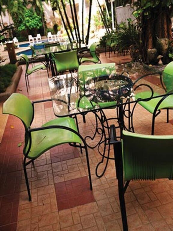 شرفة مرصوفة