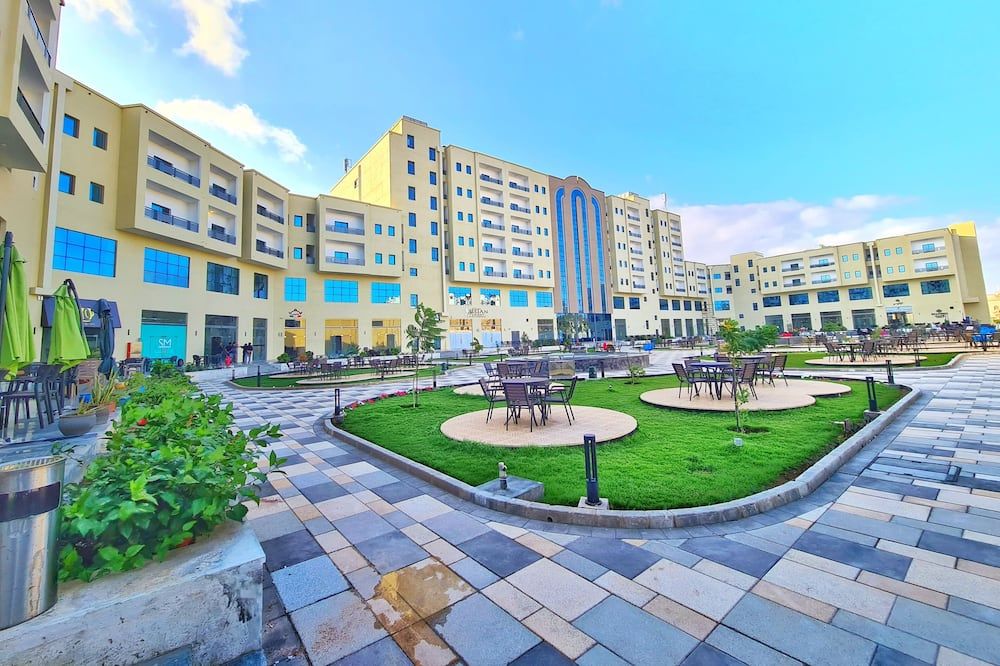 شرفة مرصوفة