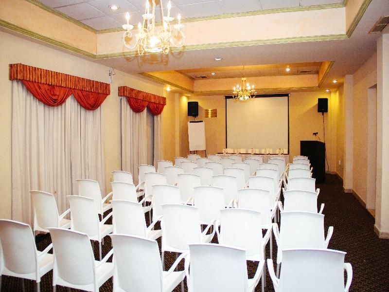 غرفة الاجتماعات