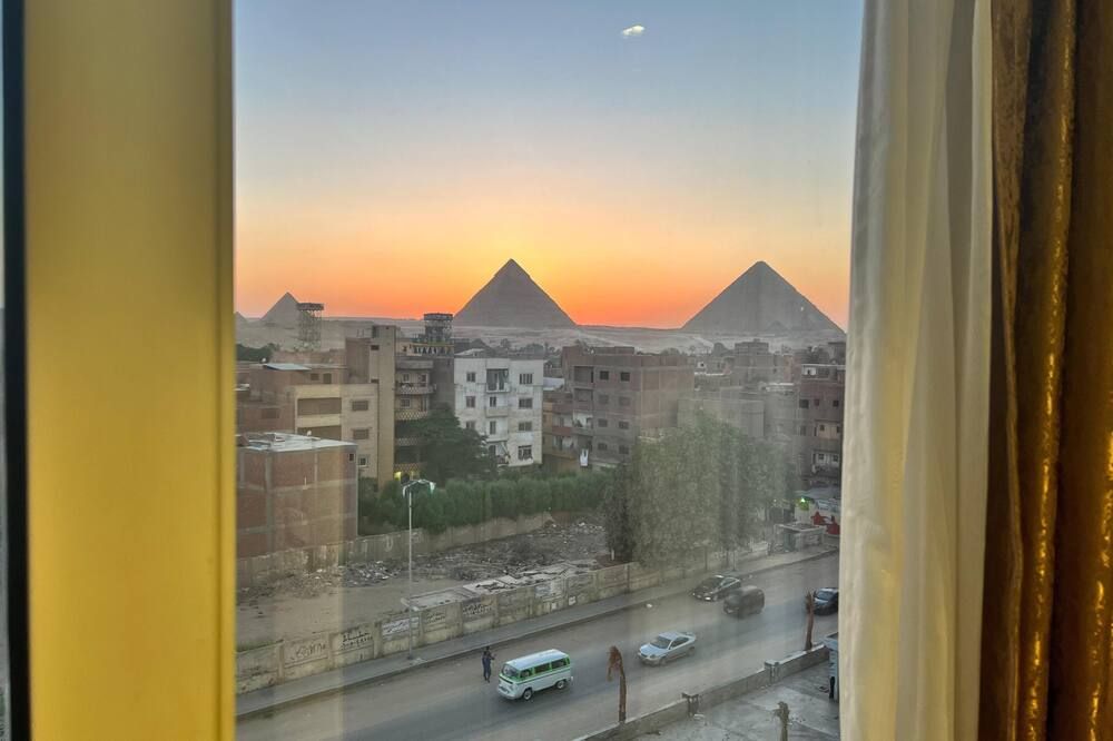 آخر
