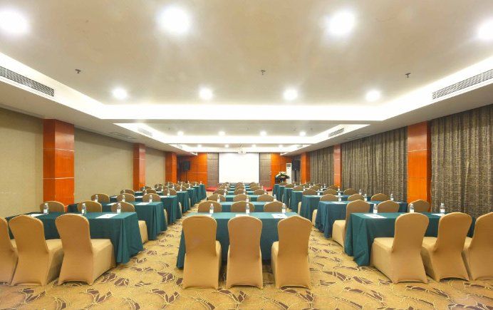 غرفة الاجتماعات