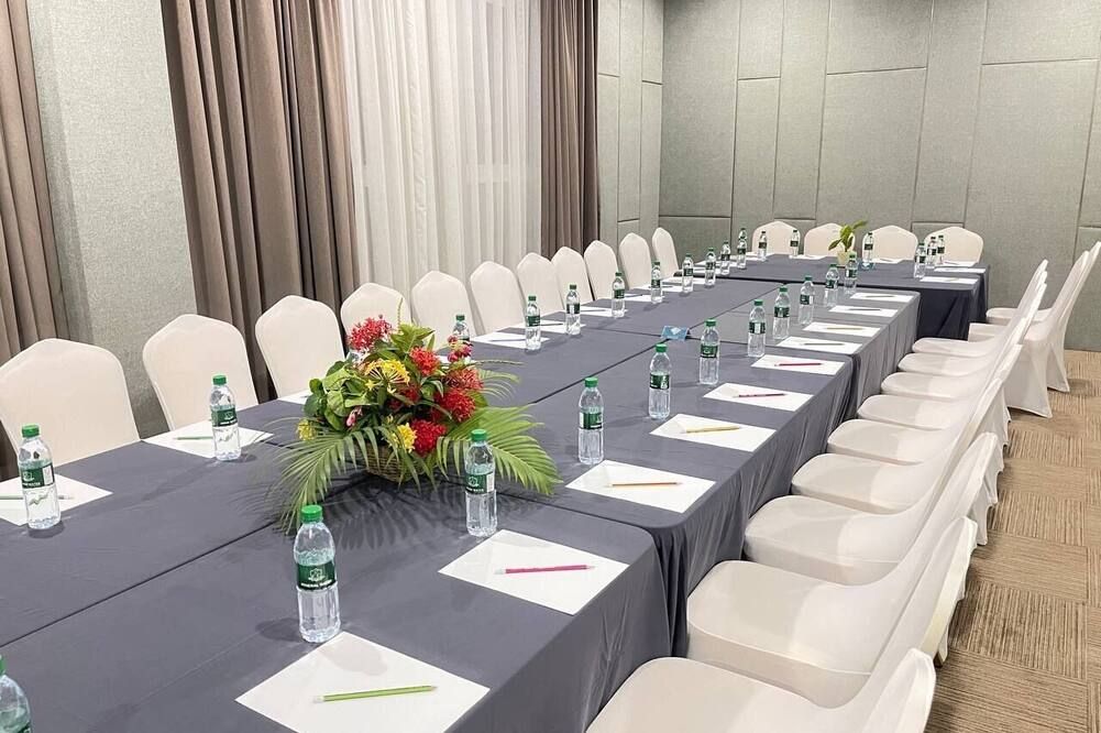 غرفة الاجتماعات