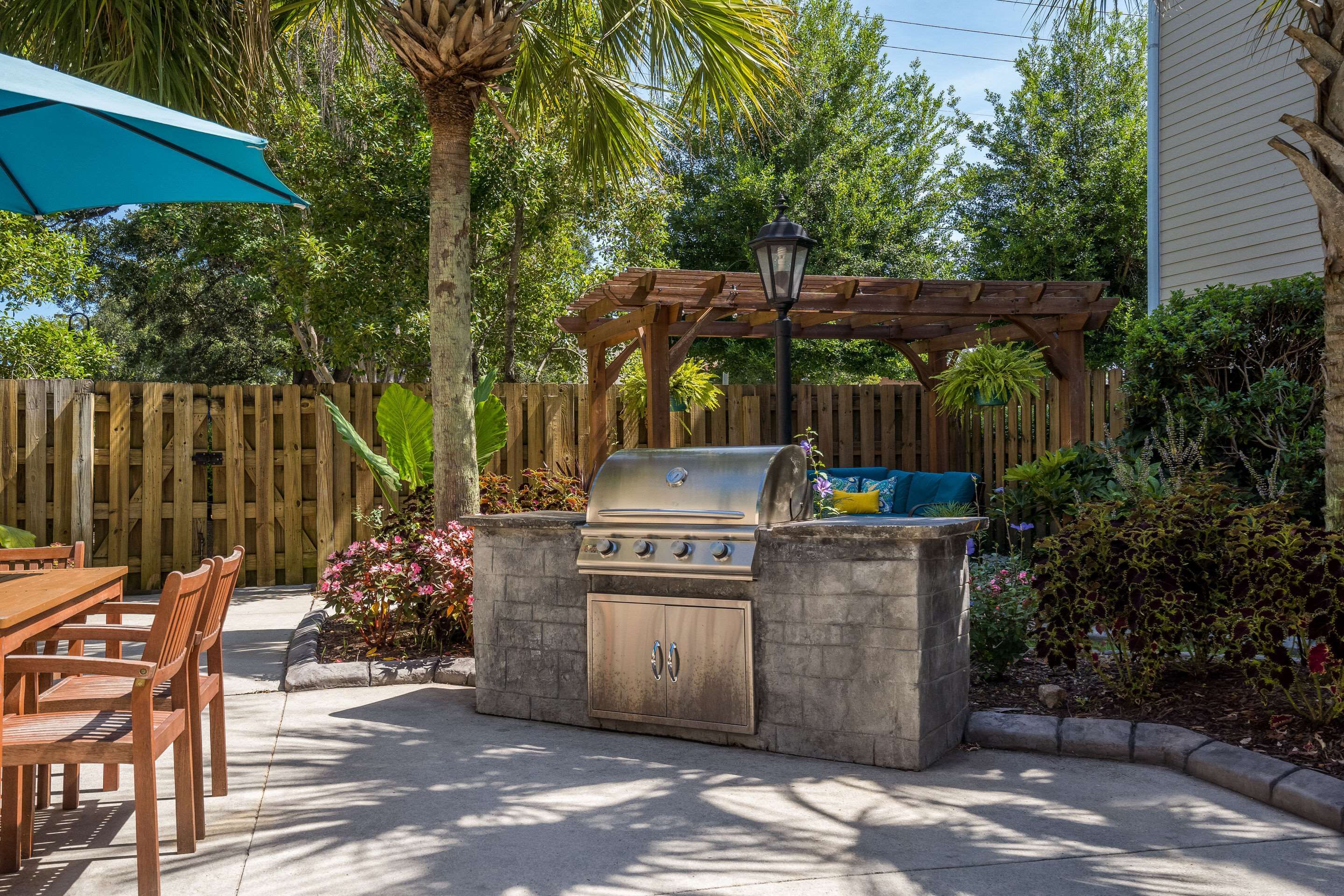 شرفة مرصوفة