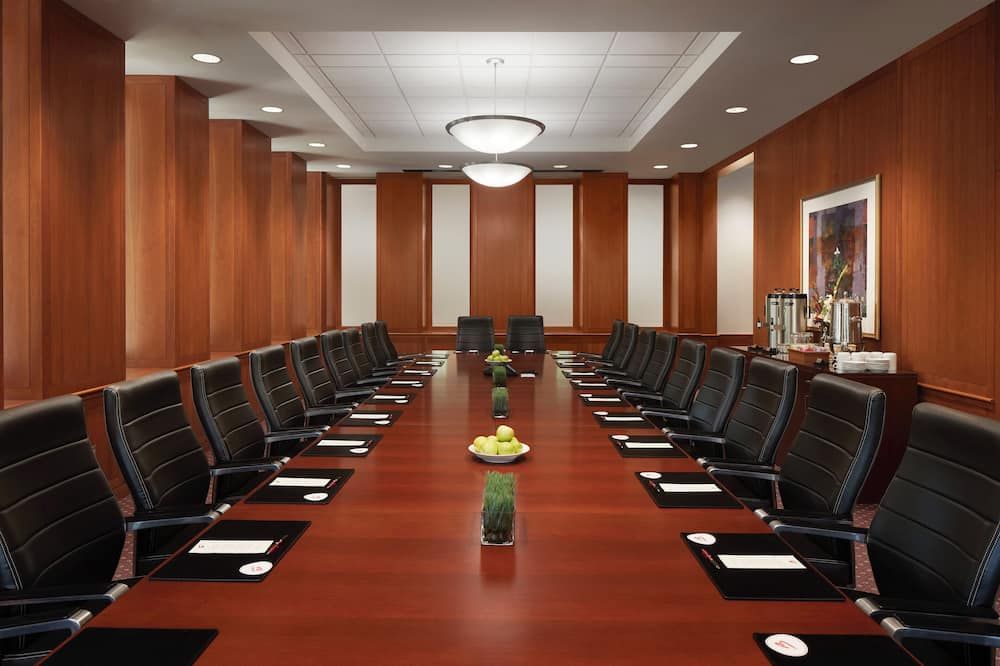 غرفة الاجتماعات