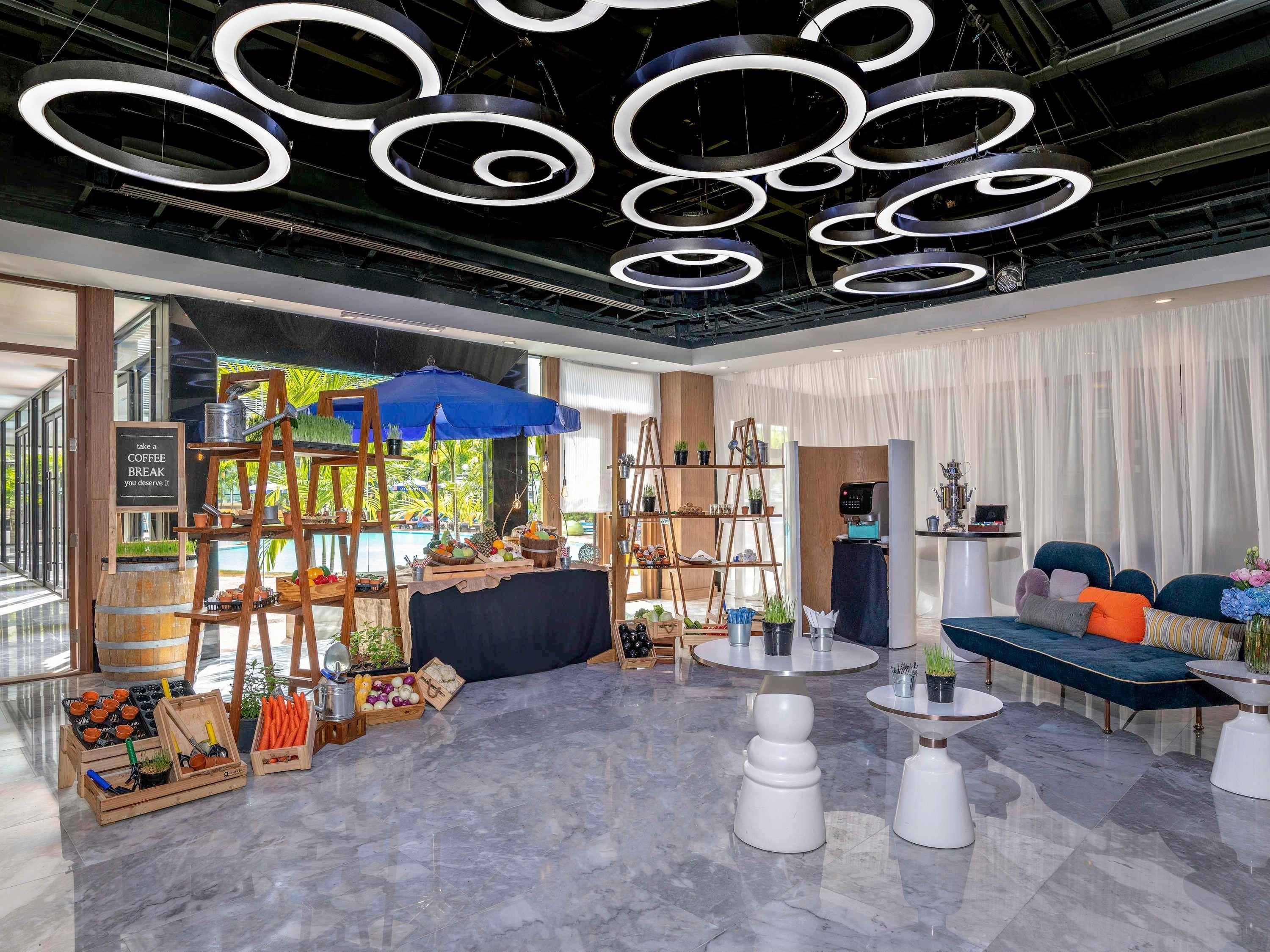 غرفة الاجتماعات