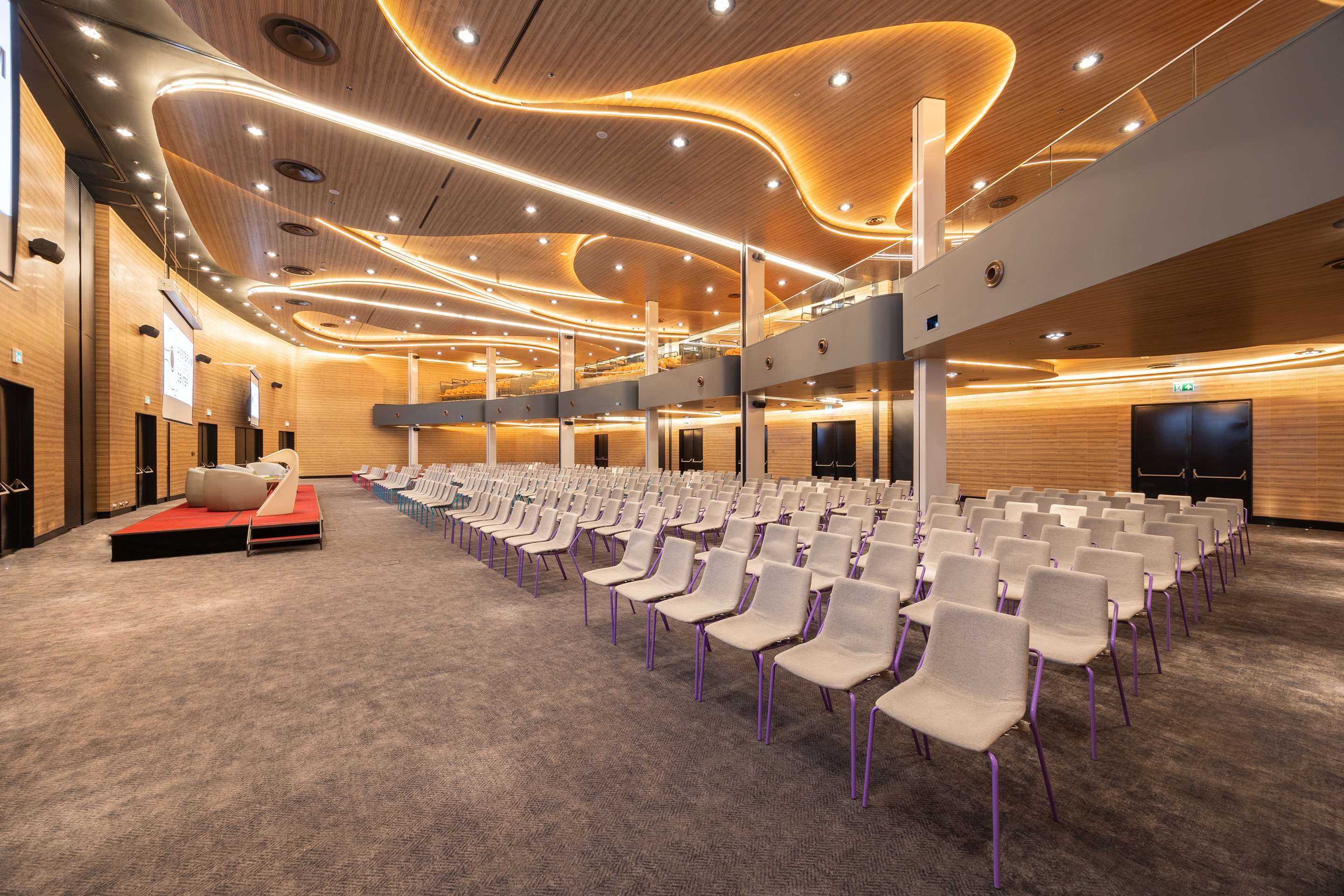 غرفة الاجتماعات