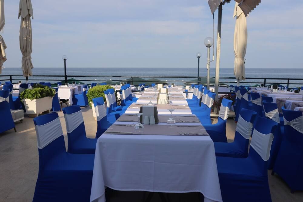 قاعة الولائم