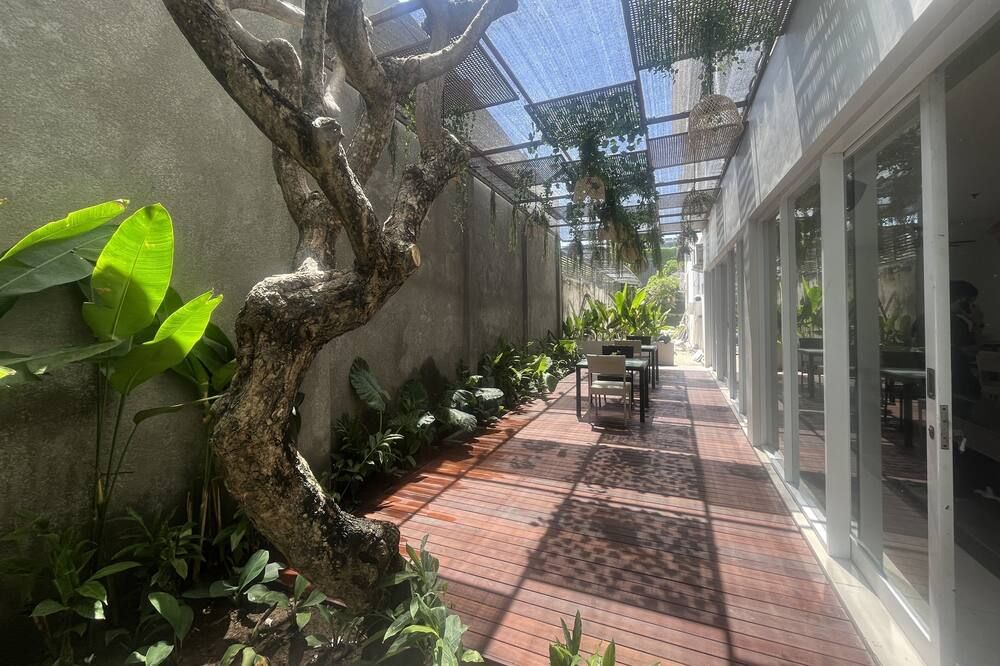 شرفة مرصوفة