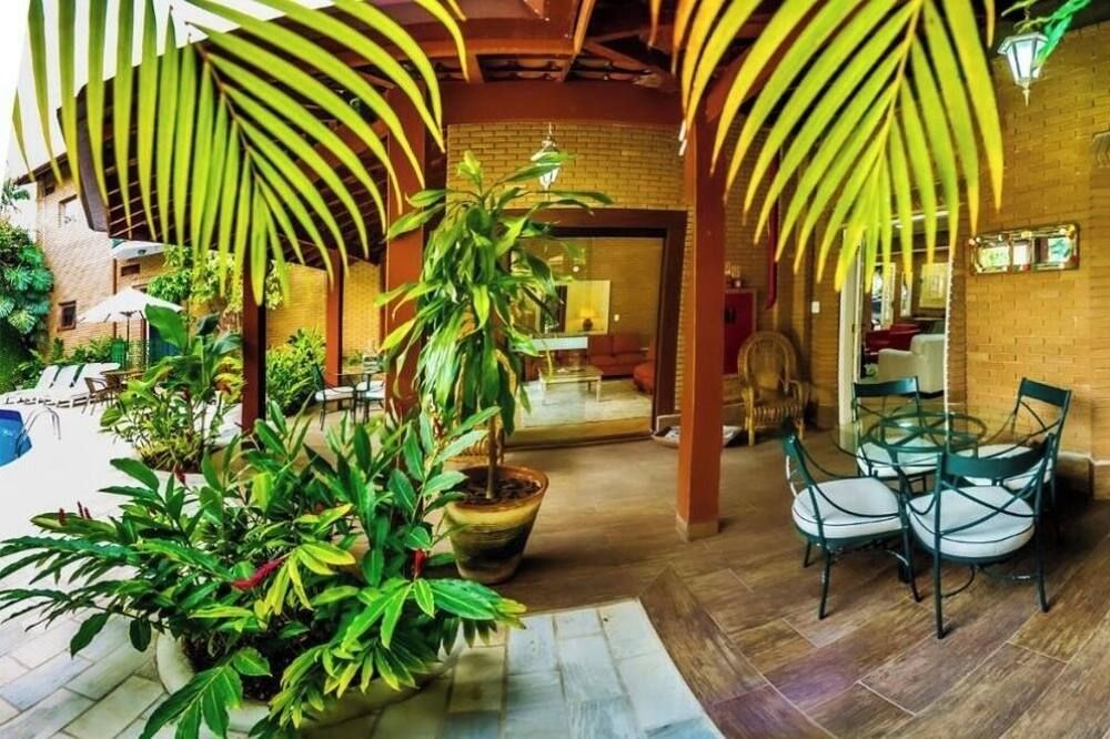 شرفة مرصوفة