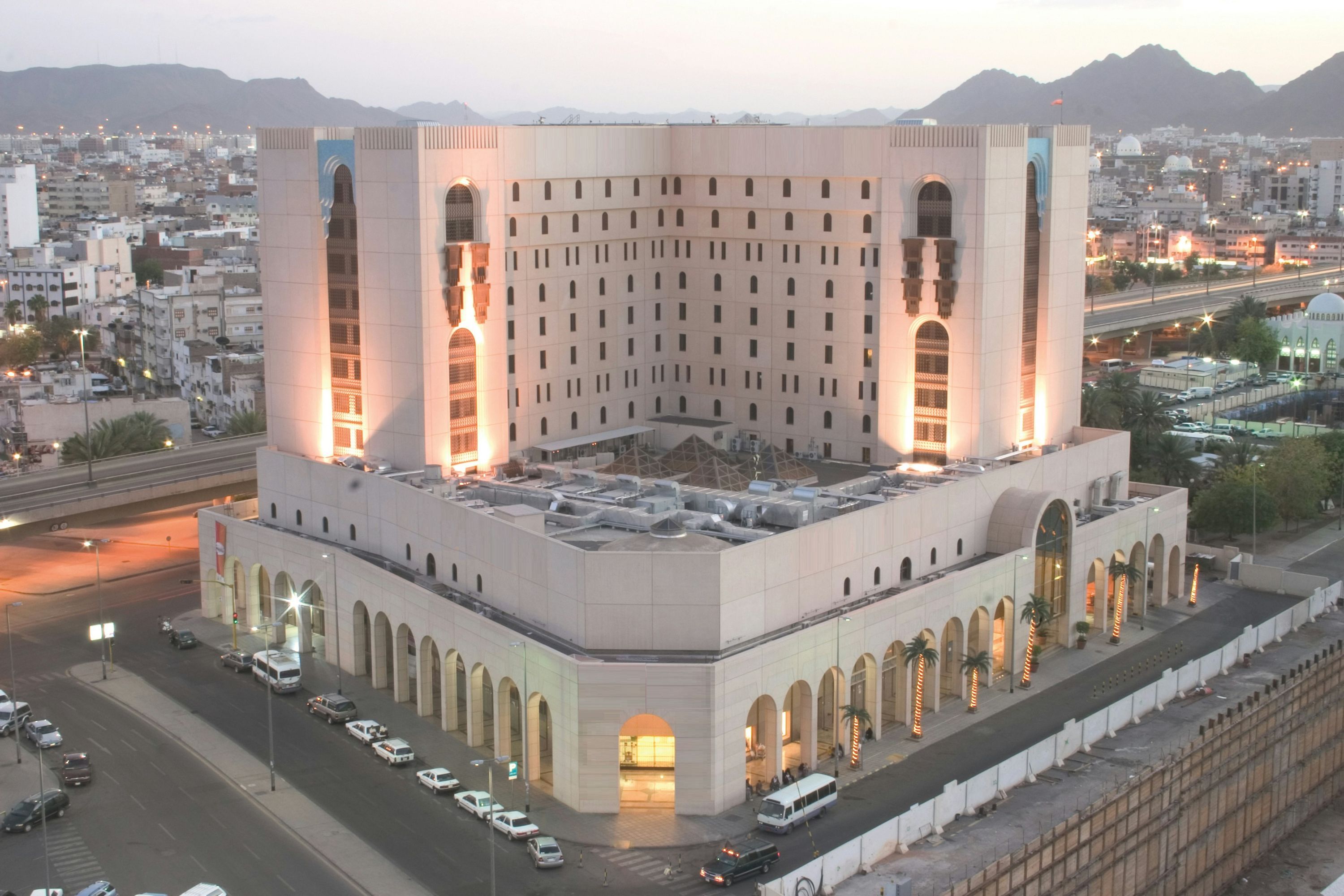 مبنى صورة