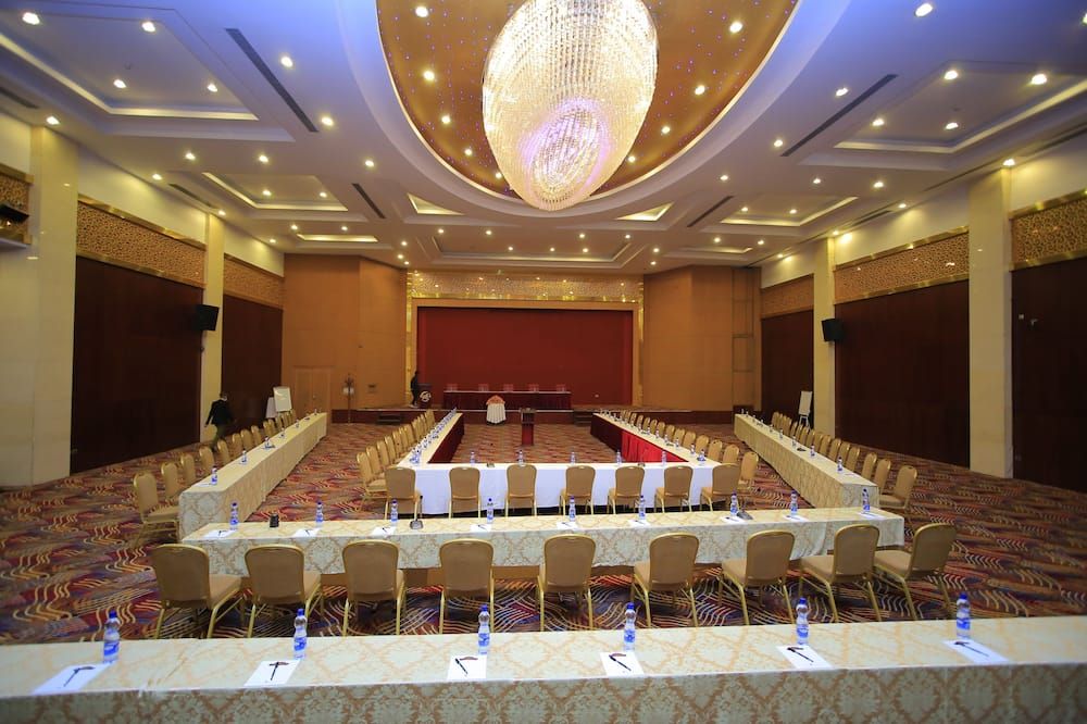 غرفة الاجتماعات