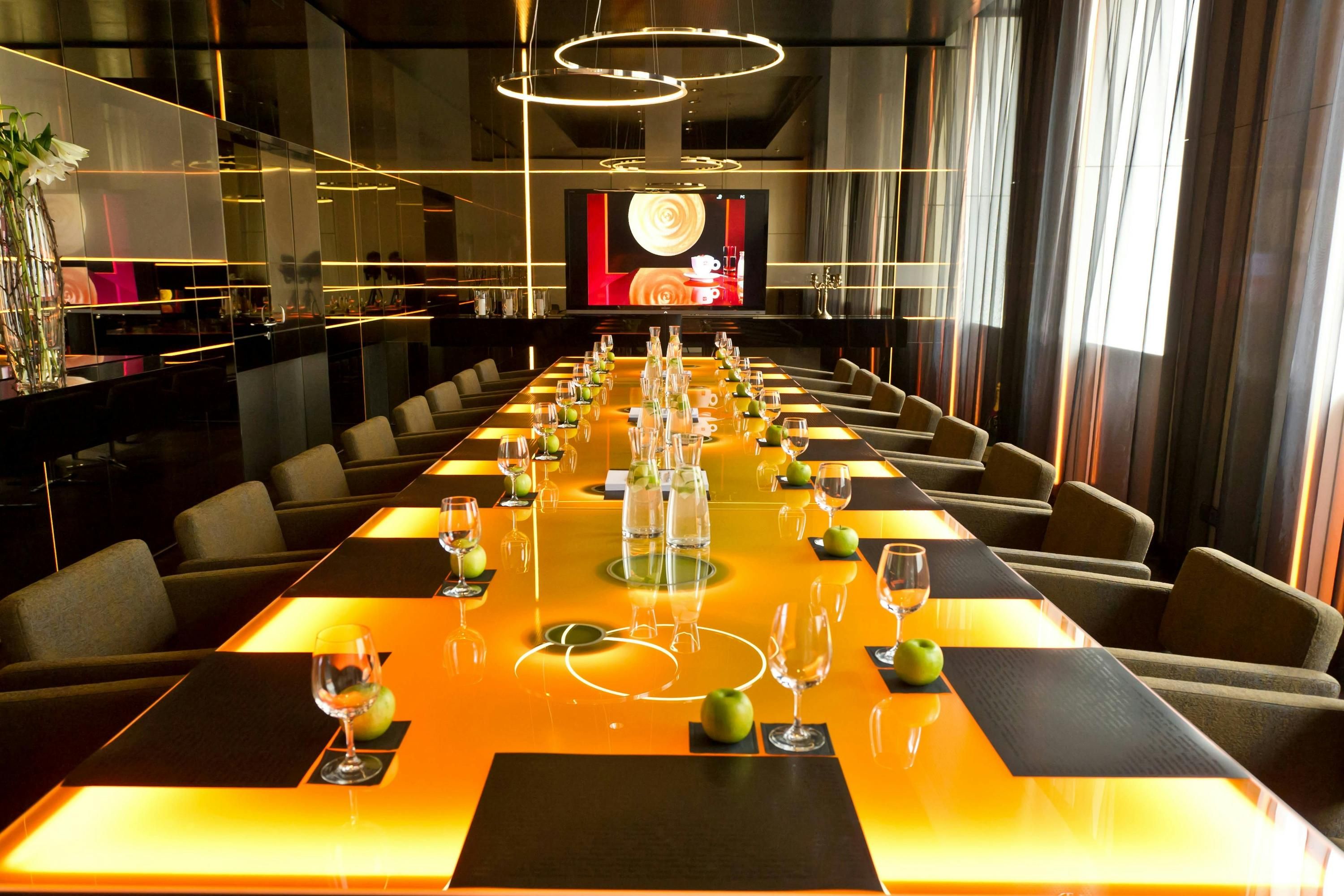 غرفة الاجتماعات