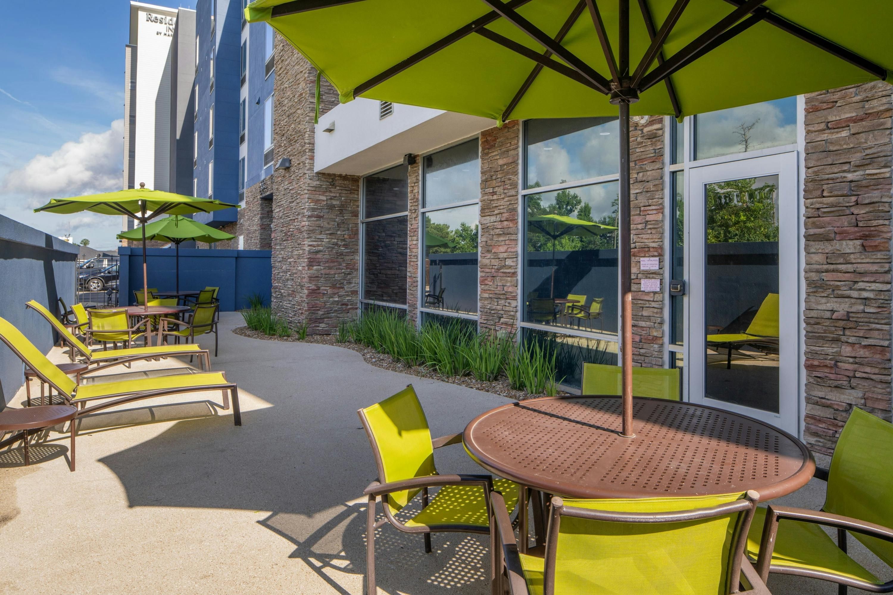 شرفة مرصوفة