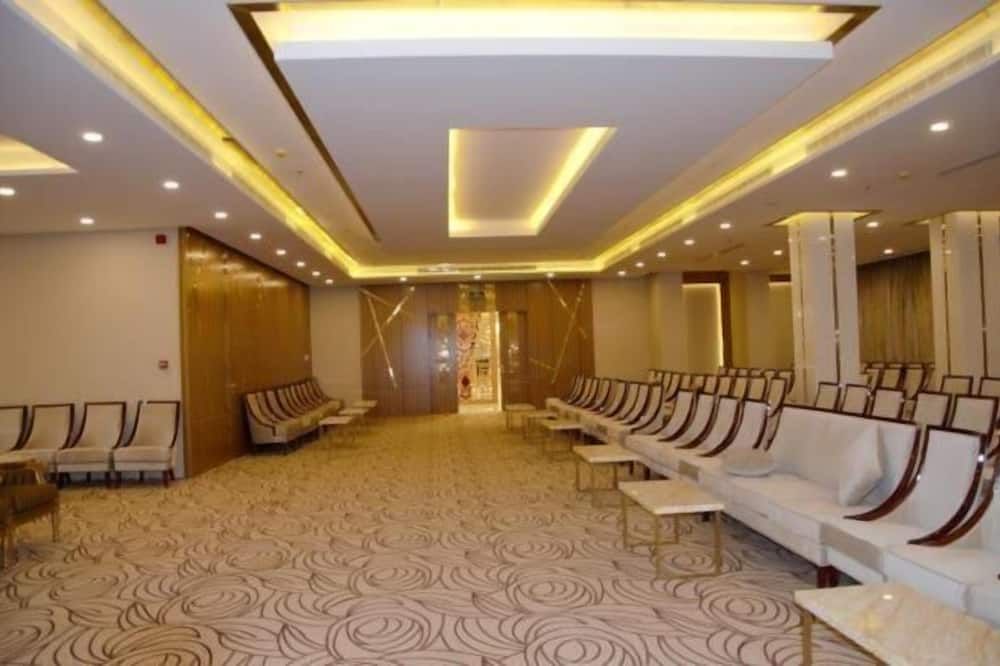 غرفة الاجتماعات