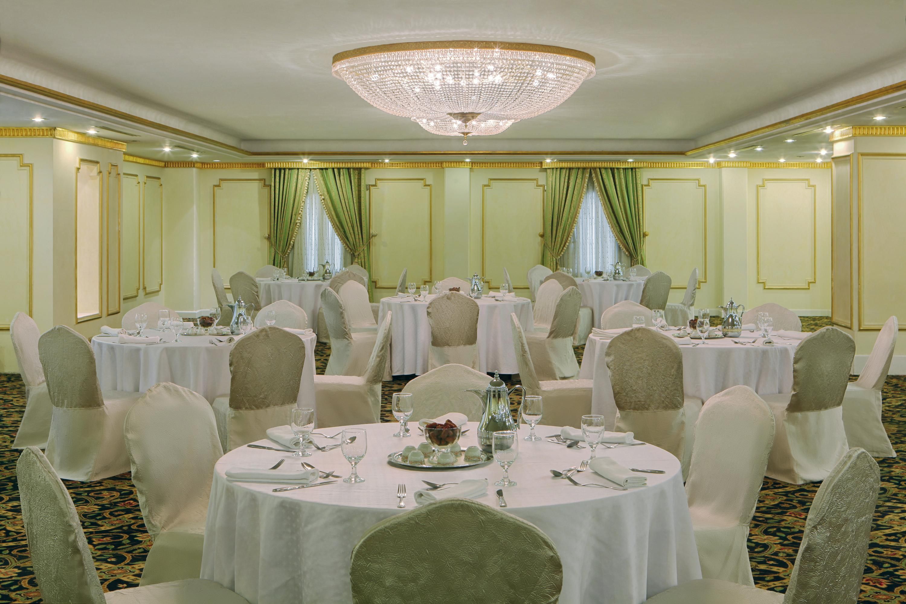 قاعة الولائم