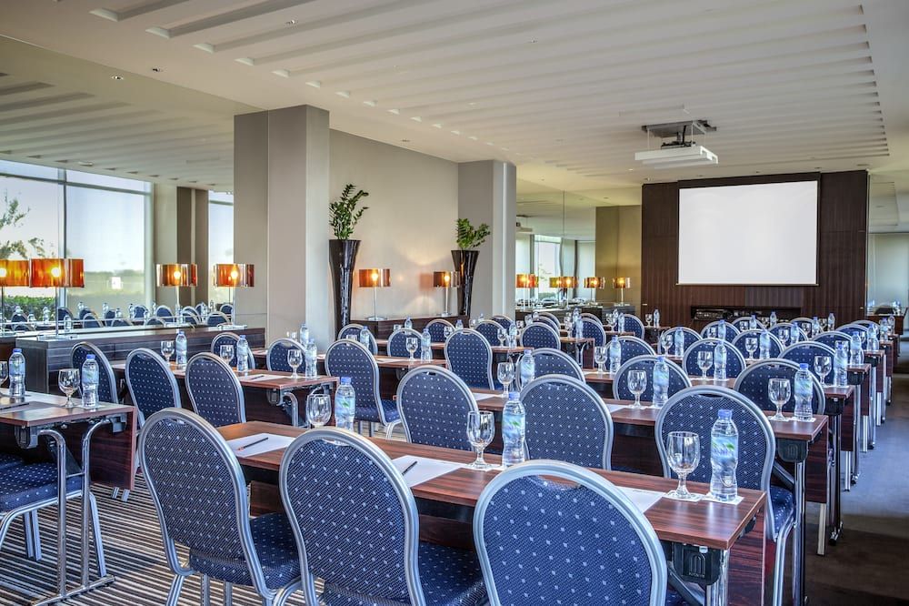 غرفة الاجتماعات