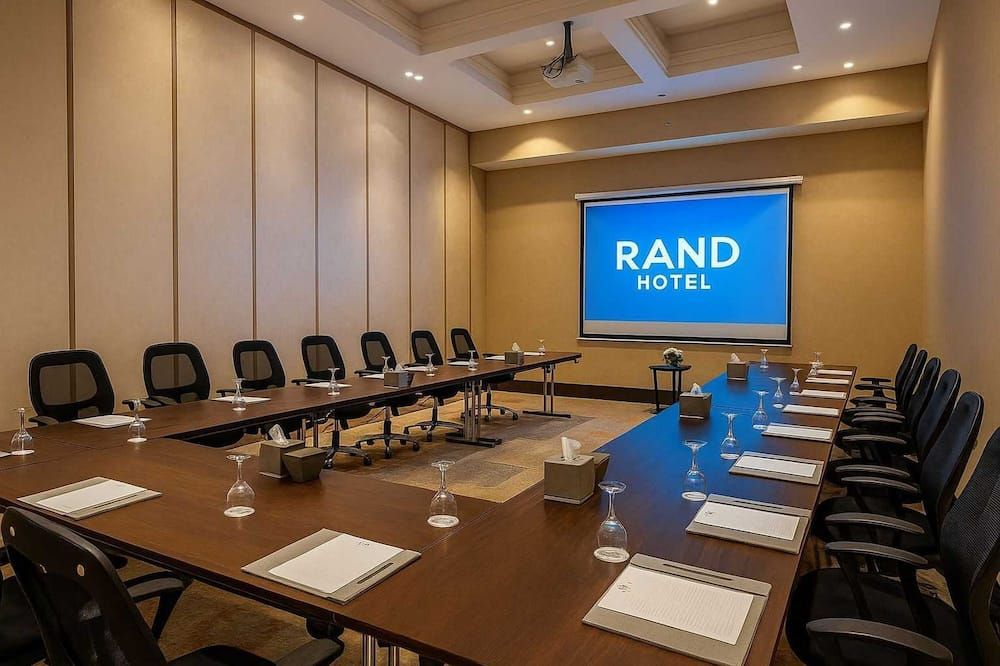 غرفة الاجتماعات