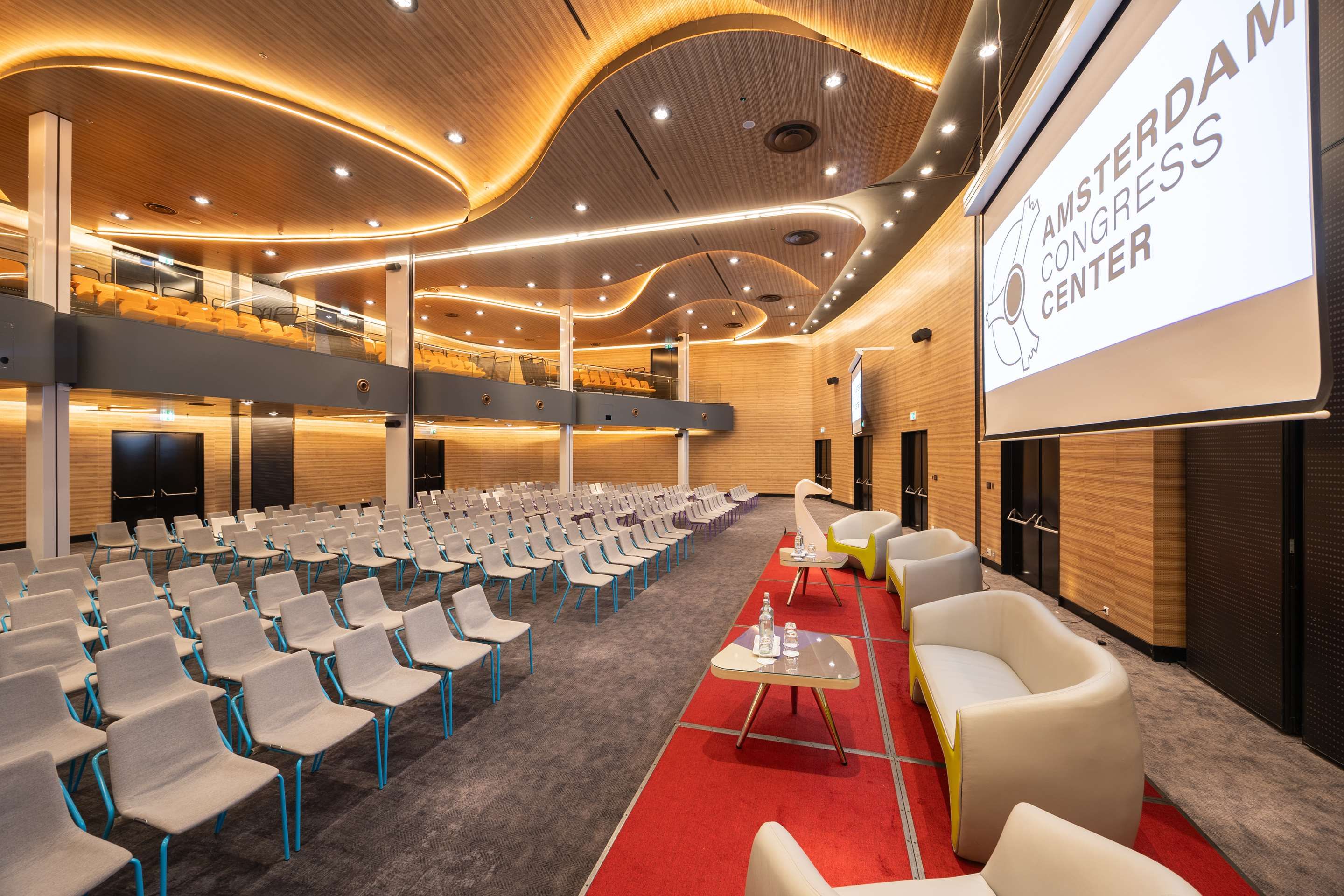 غرفة الاجتماعات