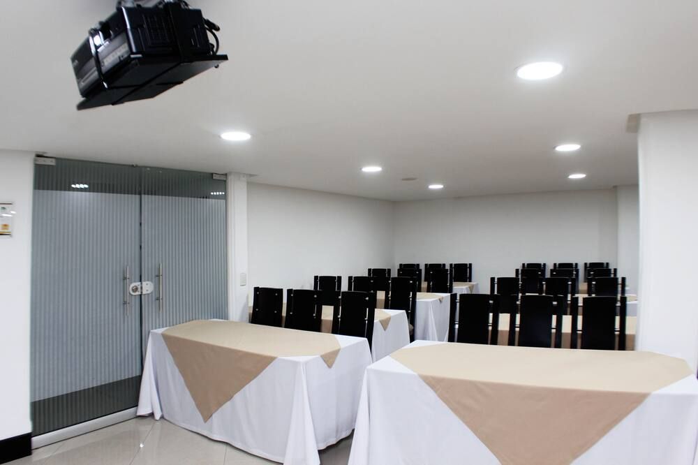 غرفة الاجتماعات