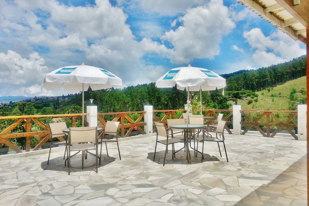 شرفة مرصوفة