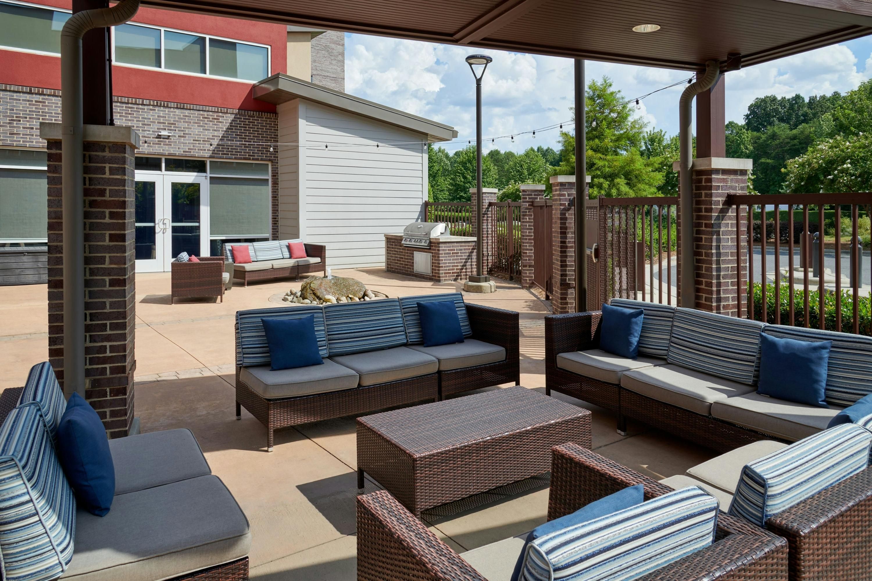 شرفة مرصوفة صورة