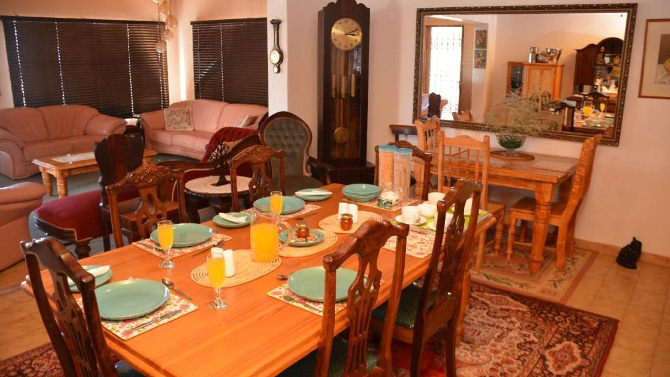 Blue Crane Guest House Bloemfontein