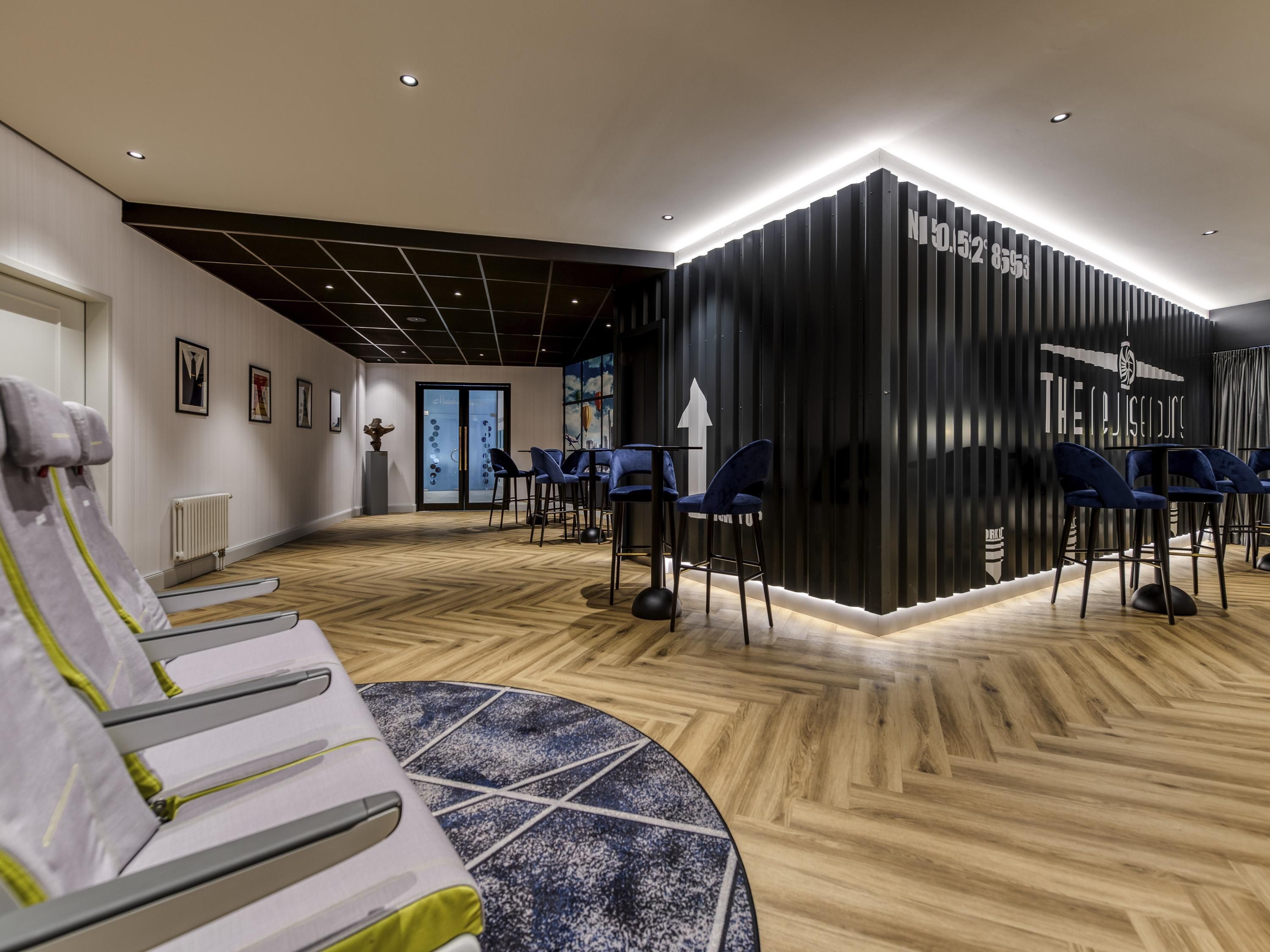 غرفة الاجتماعات