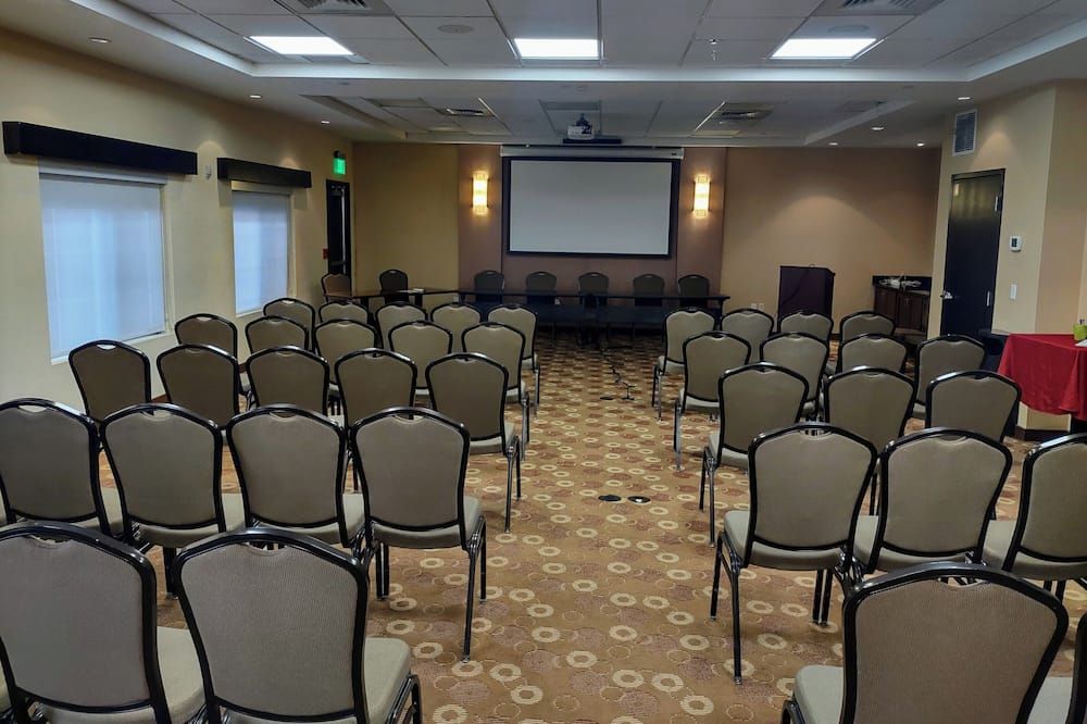 غرفة الاجتماعات