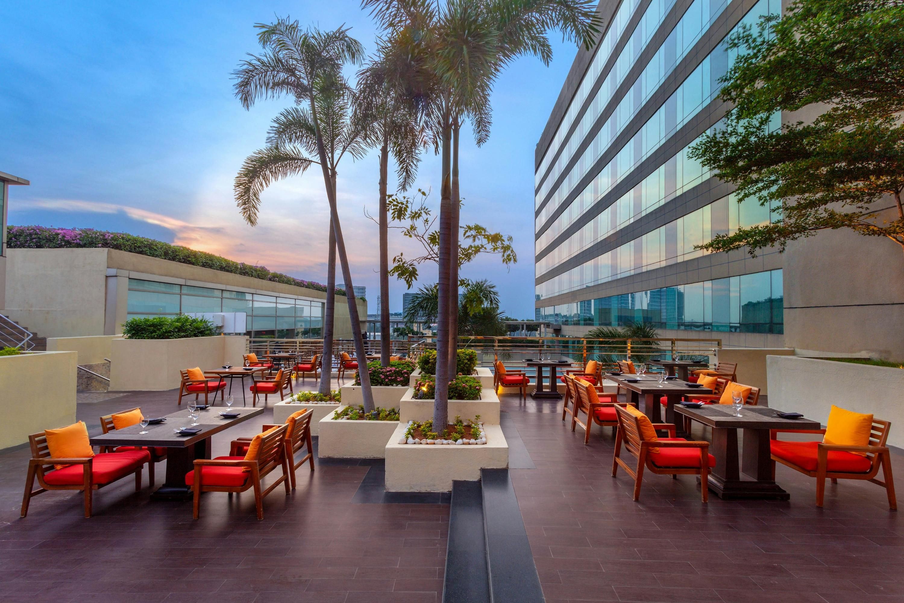 شرفة مرصوفة