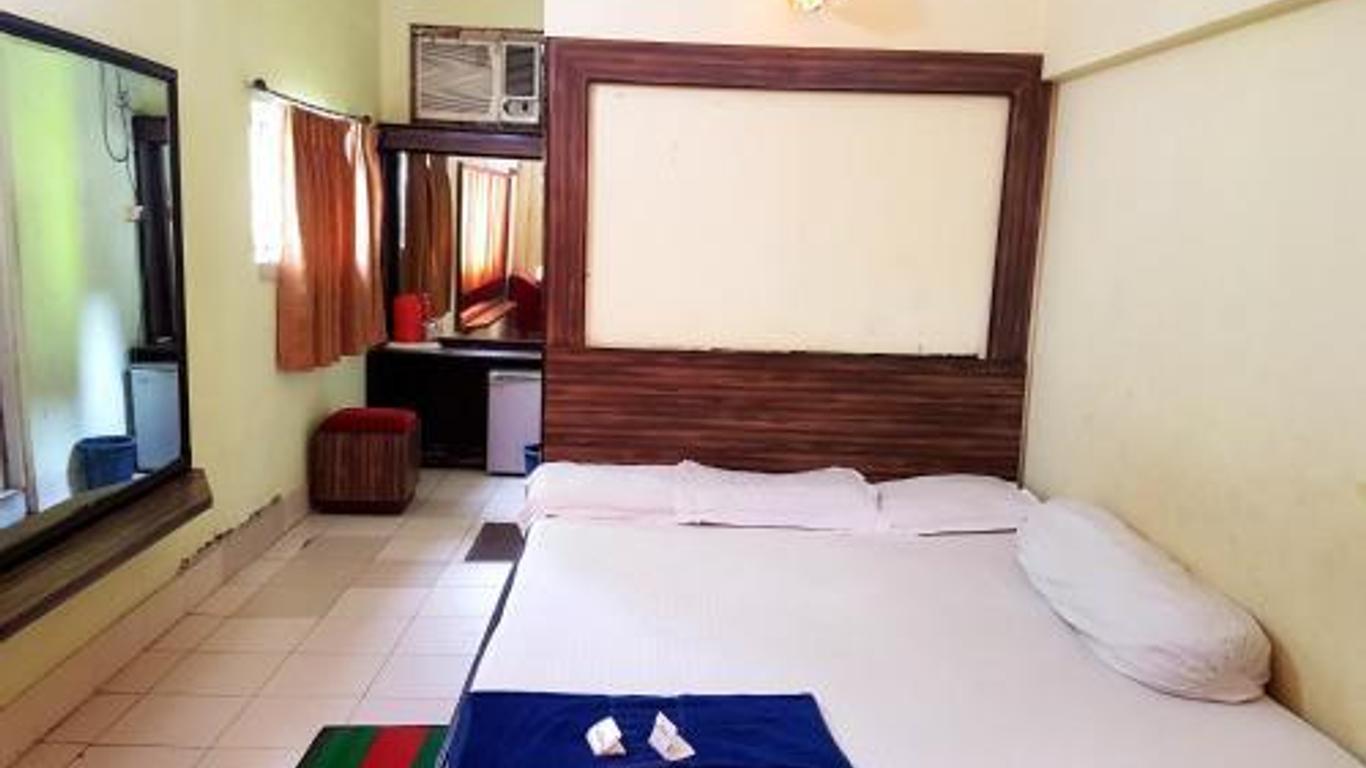 Hotel Dolphin