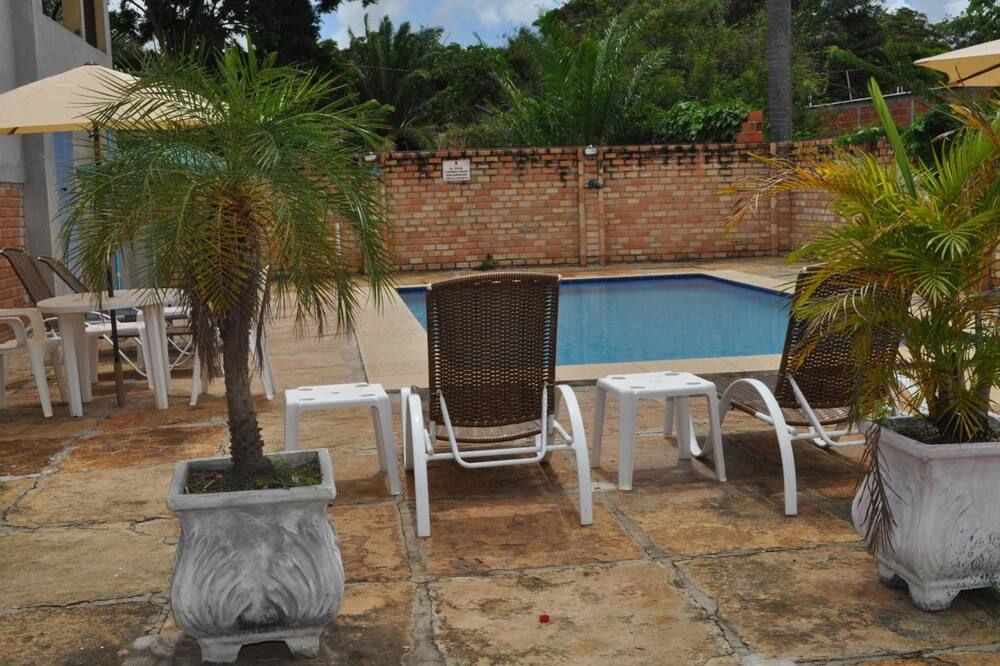 شرفة مرصوفة