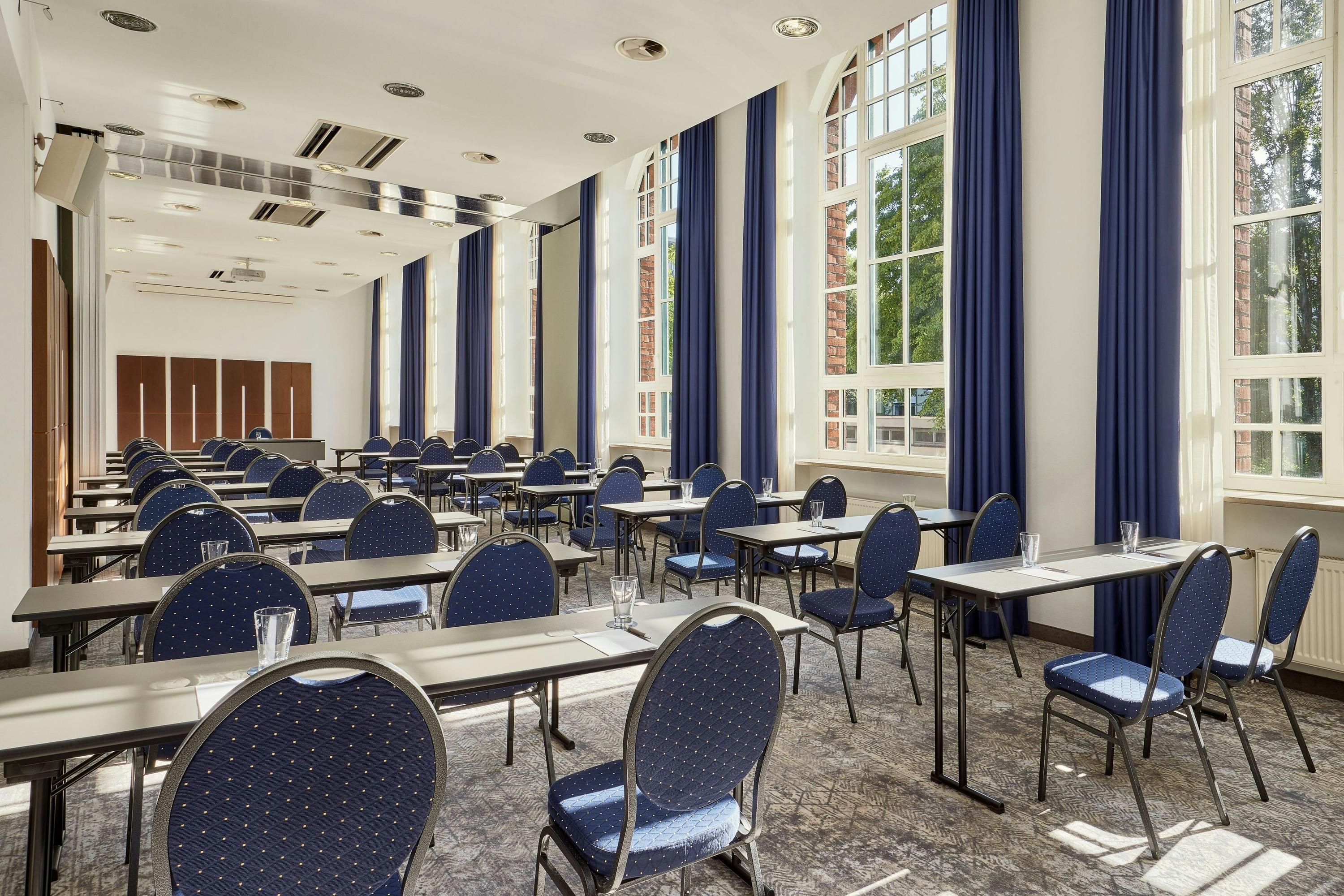 غرفة الاجتماعات