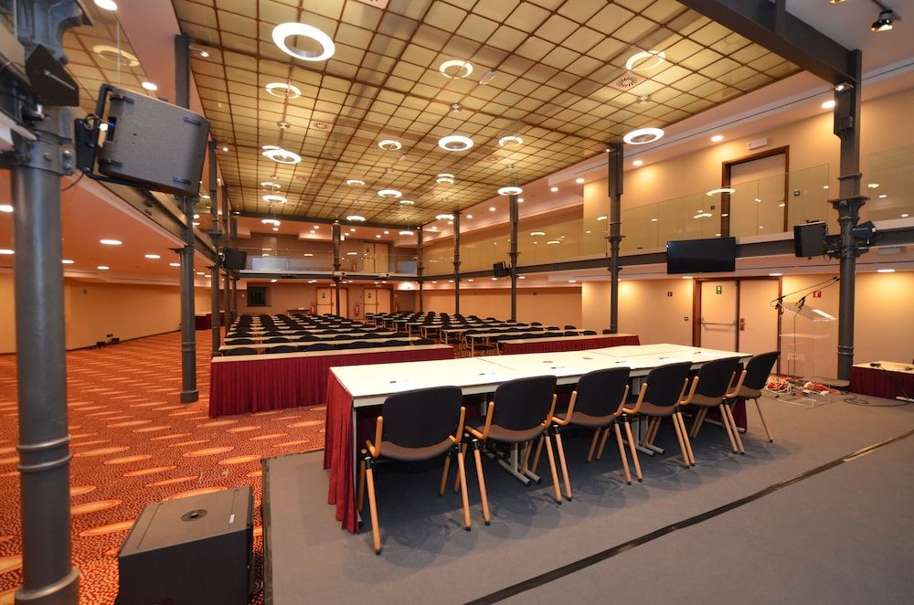 غرفة الاجتماعات