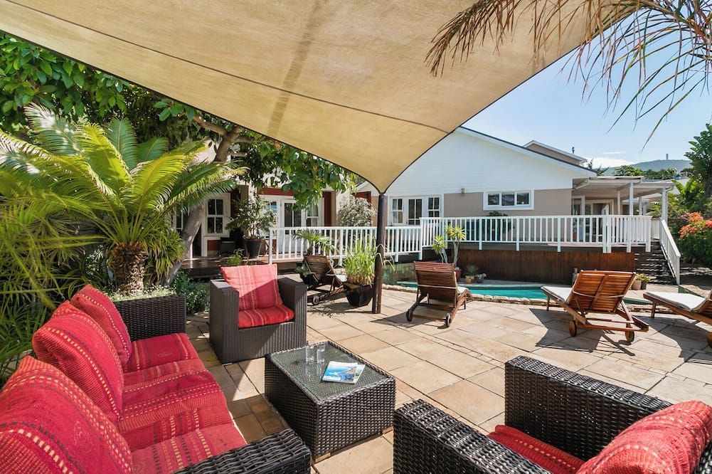 شرفة مرصوفة