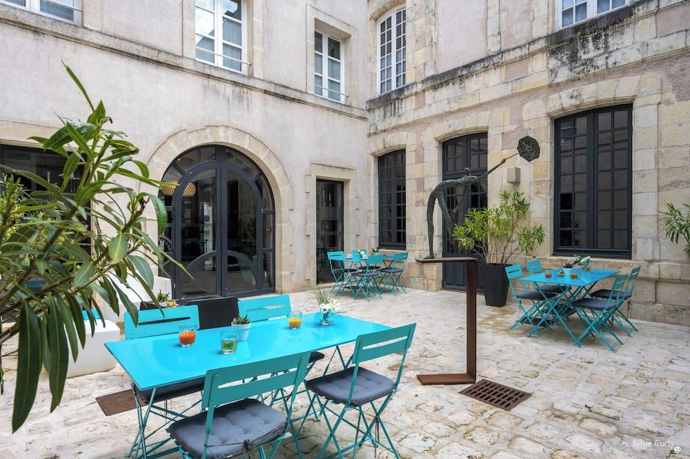 شرفة مرصوفة