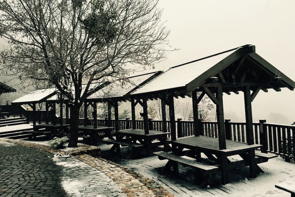 شرفة مرصوفة صورة