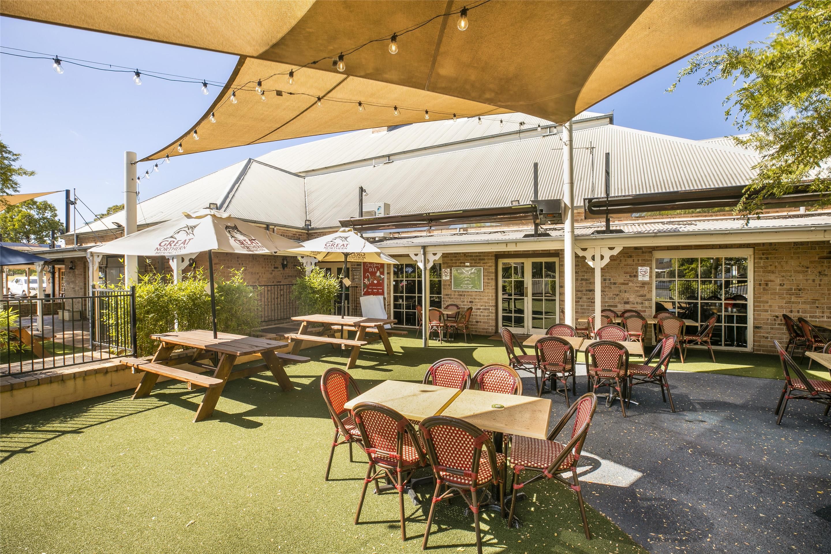 شرفة مرصوفة