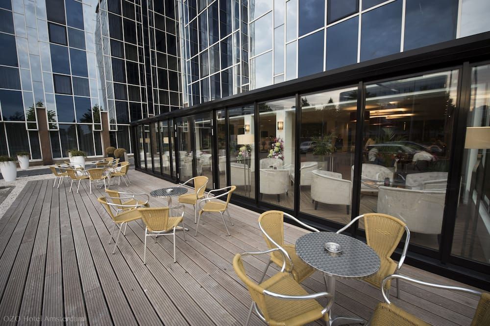 شرفة مرصوفة