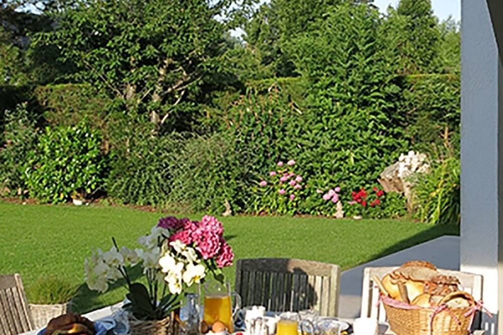 شرفة مرصوفة