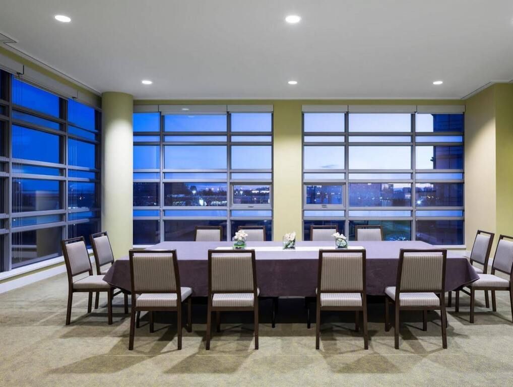 غرفة الاجتماعات