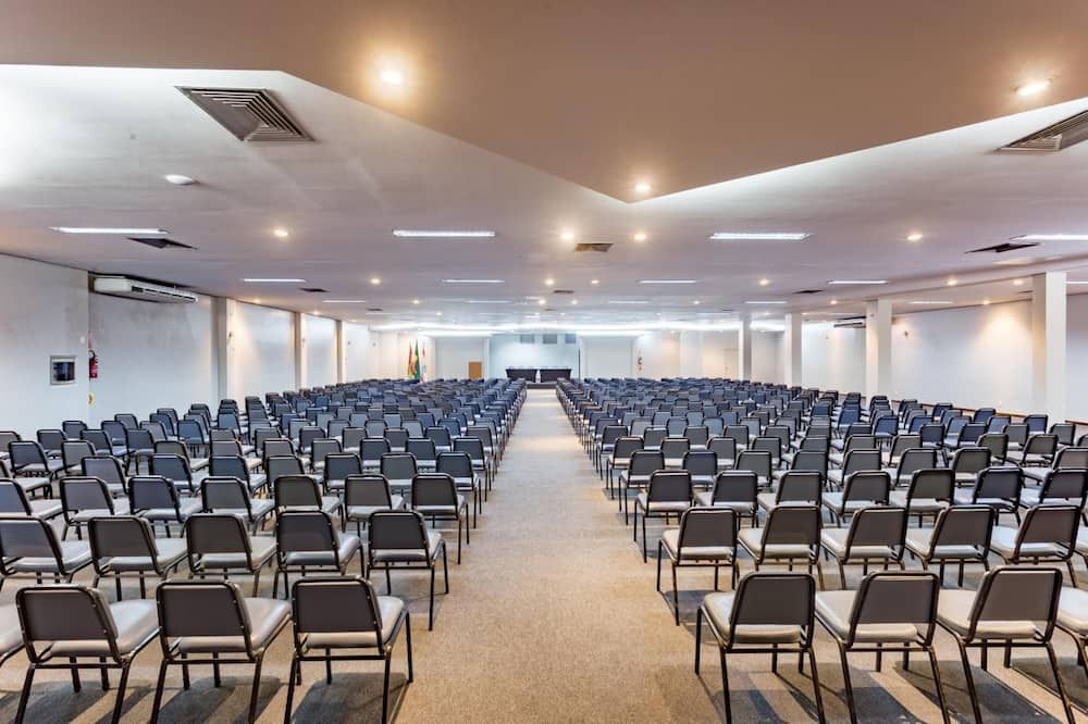 غرفة الاجتماعات