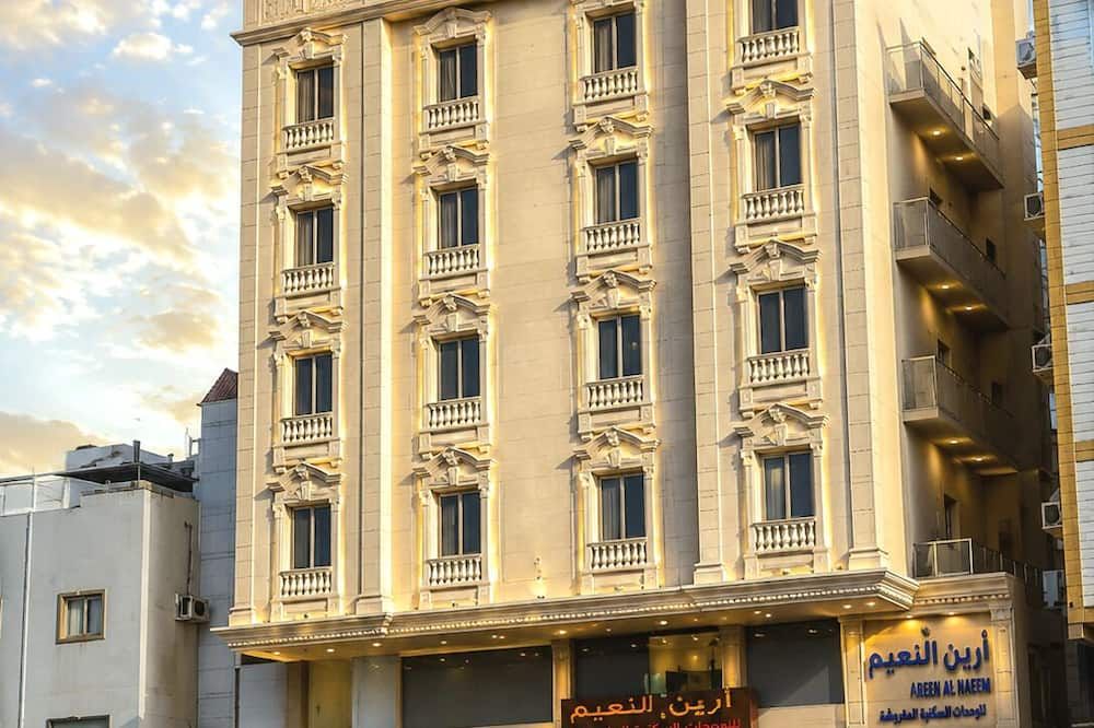 مبنى