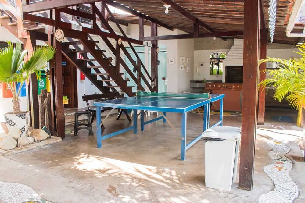 شرفة مرصوفة