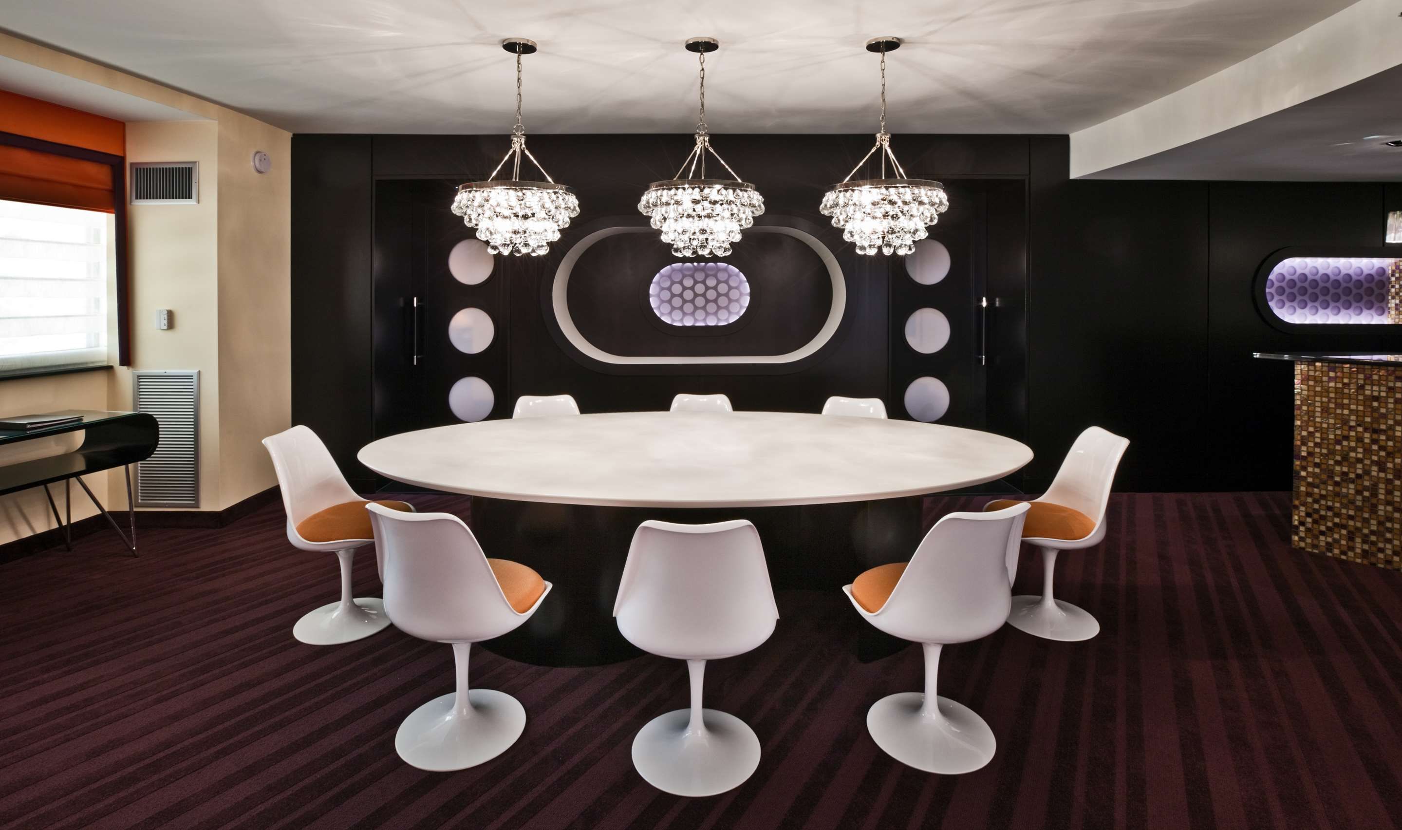 غرفة الاجتماعات