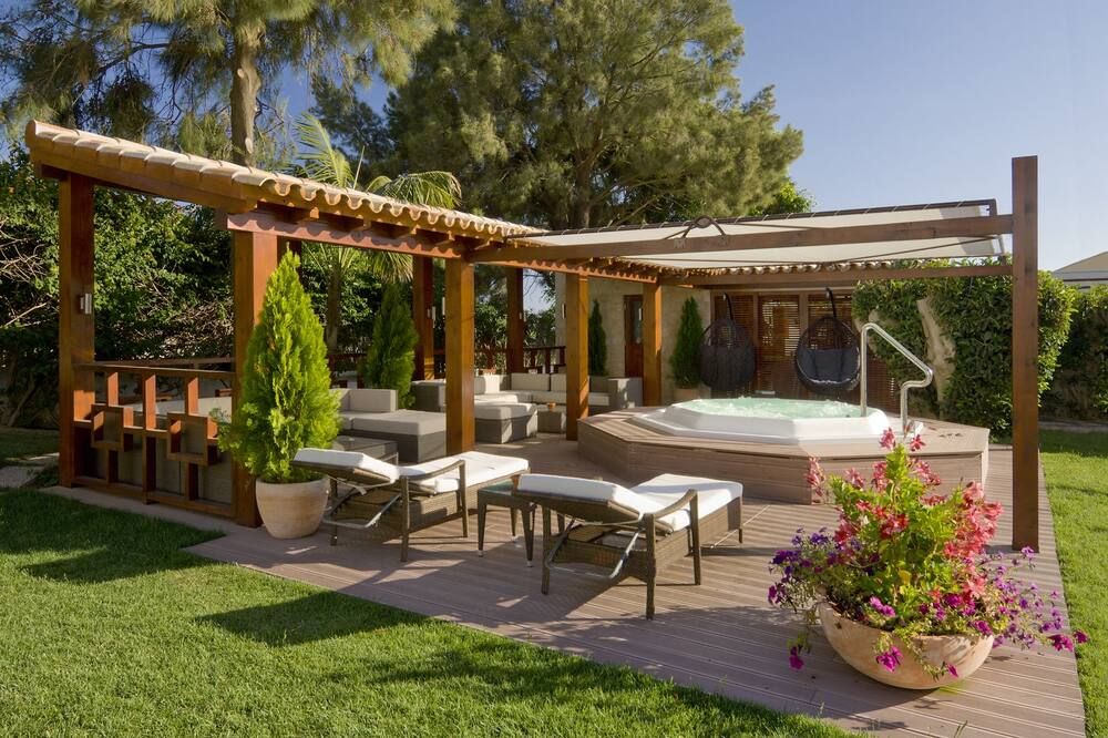 شرفة مرصوفة